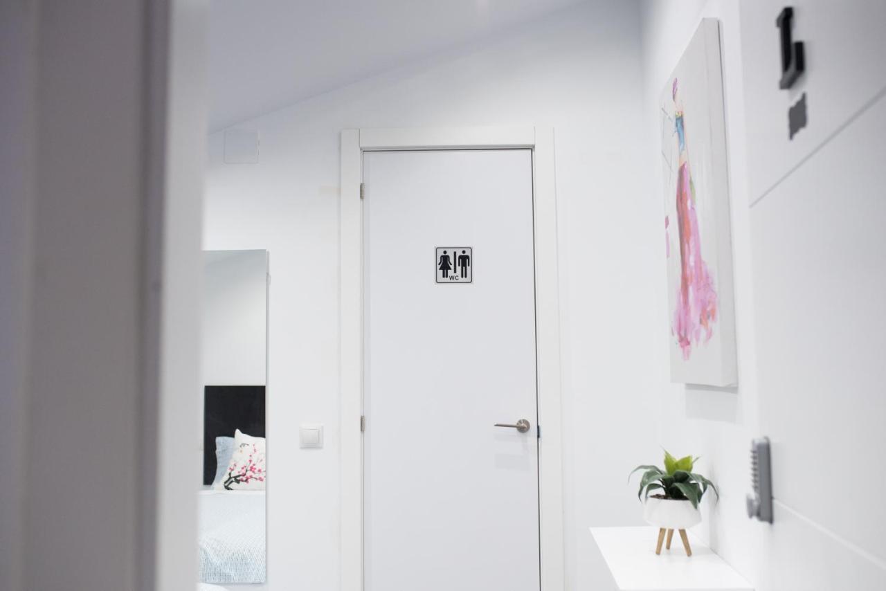 Ayz Frailes - Auto Check-In Property (Adults Only) Málaga Exterior foto