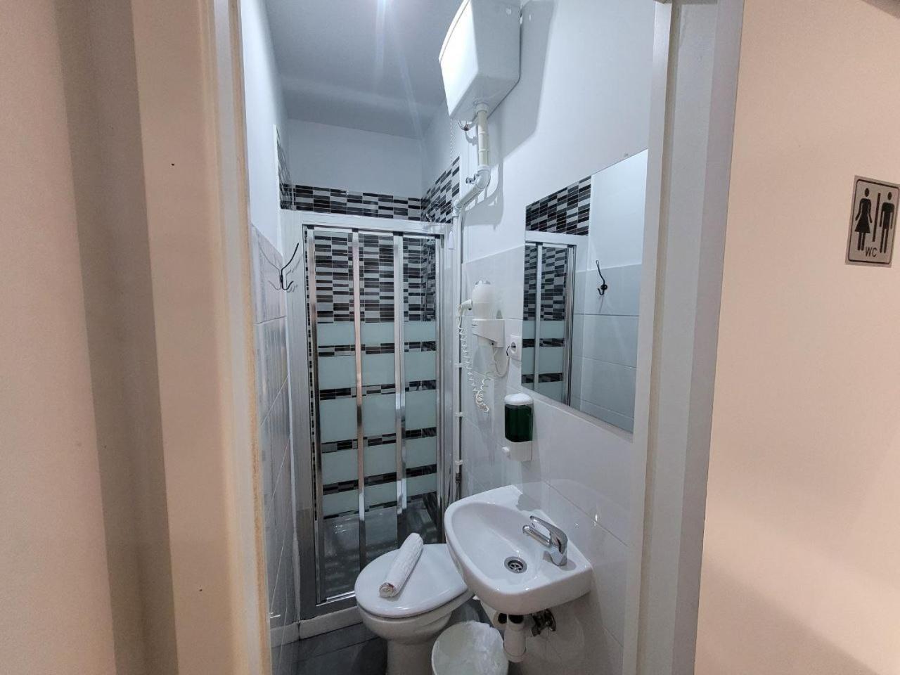 Ayz Frailes - Auto Check-In Property (Adults Only) Málaga Exterior foto