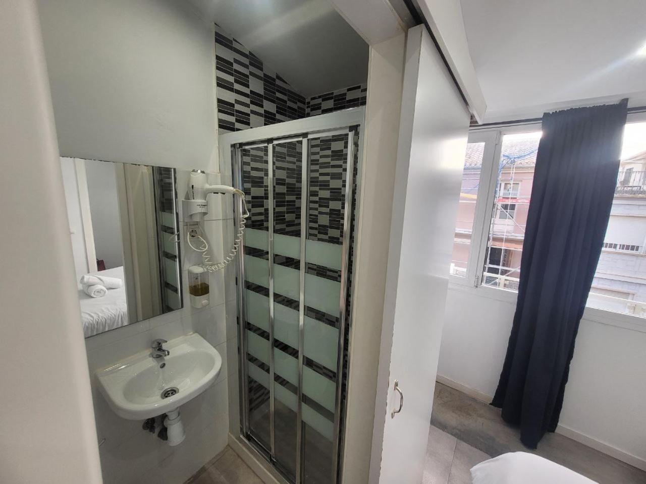 Ayz Frailes - Auto Check-In Property (Adults Only) Málaga Exterior foto