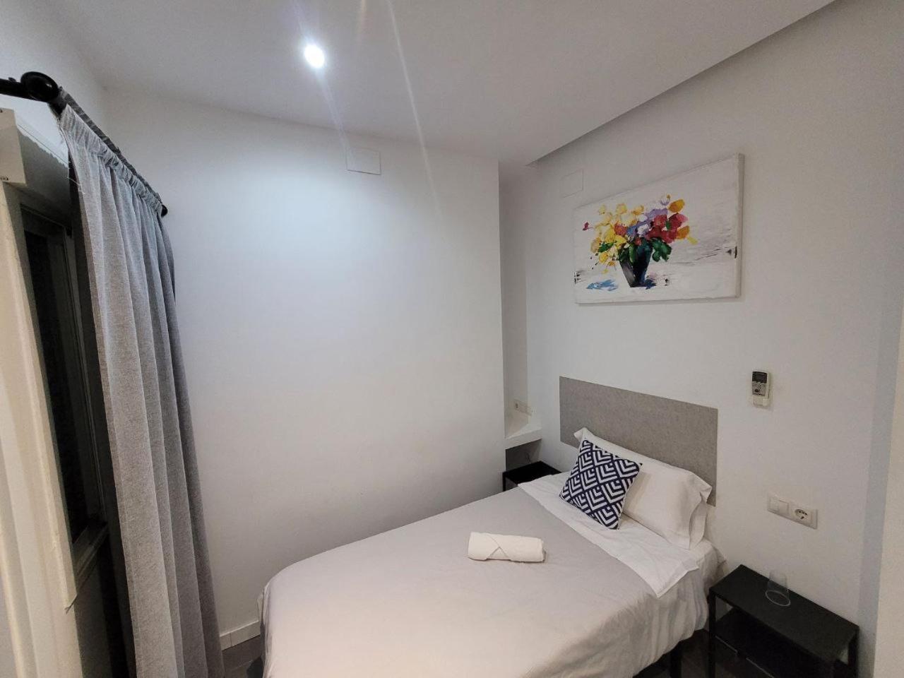 Ayz Frailes - Auto Check-In Property (Adults Only) Málaga Exterior foto